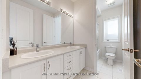 Photo 25 at 34 Carnegie Drive, GO Glenorchy, Oakville