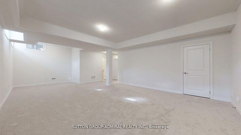 Photo 34 at 34 Carnegie Drive, GO Glenorchy, Oakville