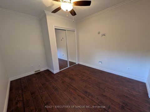 Photo 13 at 127 Innisfil Street, Sanford, Barrie