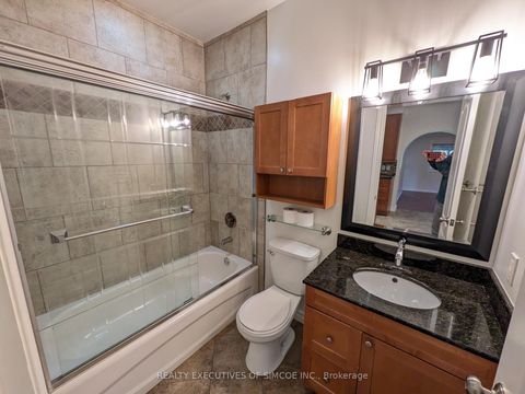 Photo 14 at 127 Innisfil Street, Sanford, Barrie