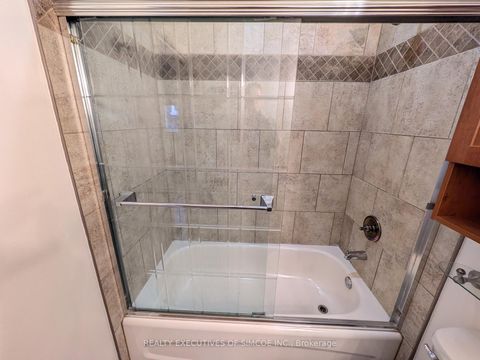 Photo 15 at 127 Innisfil Street, Sanford, Barrie