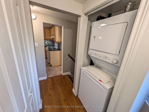 Photo 25 at 127 Innisfil Street, Sanford, Barrie
