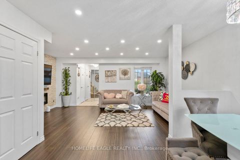 Photo 3 at 110 Gadwall Avenue, Painswick South, Barrie