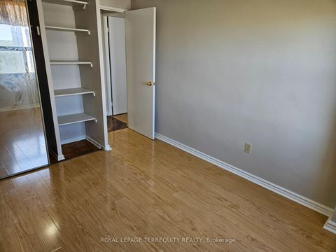Photo 21 at 1402 - 5 Shady Golfway, Flemingdon Park, Toronto