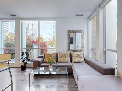 Photo 4 at 152 Sumach Street, Regent Park, Toronto