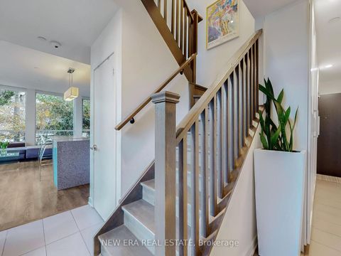 Photo 6 at 152 Sumach Street, Regent Park, Toronto
