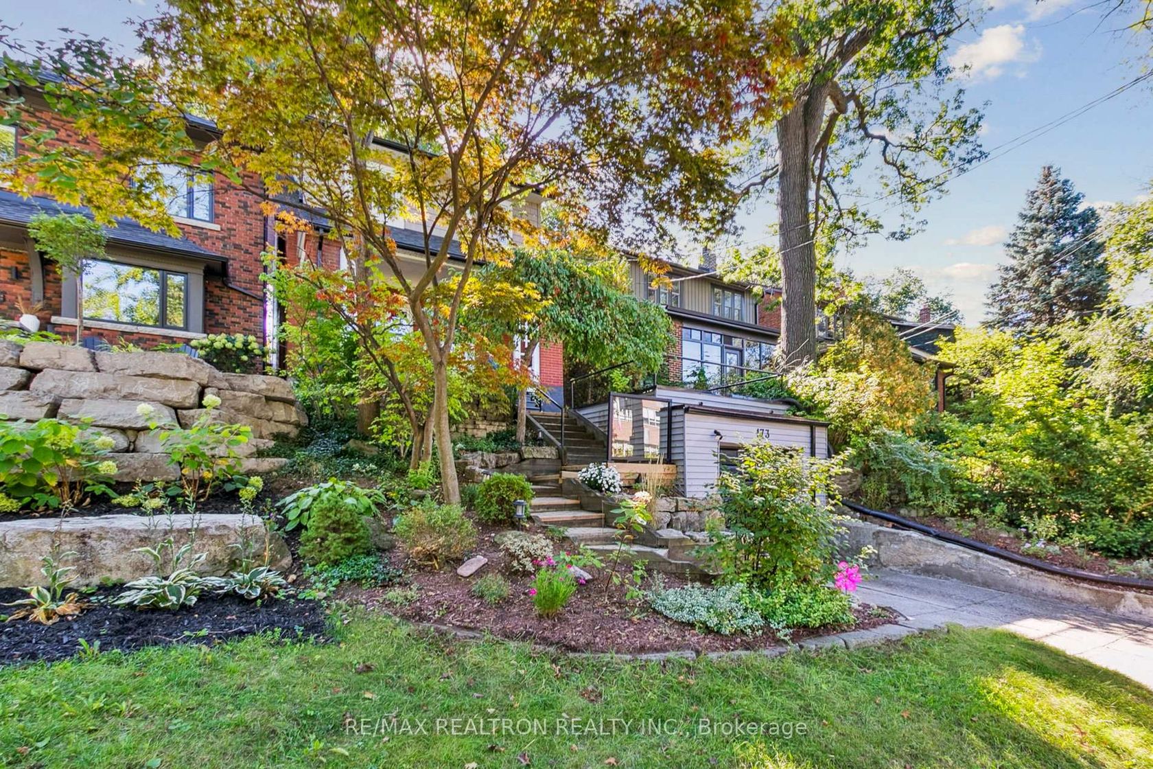 Photo 4 at 173 Glendonwynne Road, High Park North, Toronto Photo 4 at 173 Glendonwynne Road, High Park North, Toronto