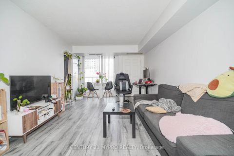 Photo 13 at 801 - 18 Hillcrest Avenue, Willowdale East, Toronto