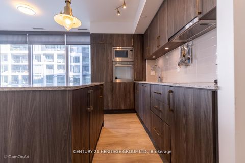 Photo 20 at 1001 - 27 Bathurst Street, Waterfront Communities C1, Toronto