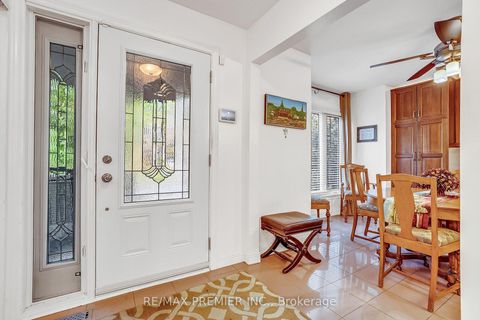 Photo 1 at 31 James Street, West Woodbridge, Vaughan