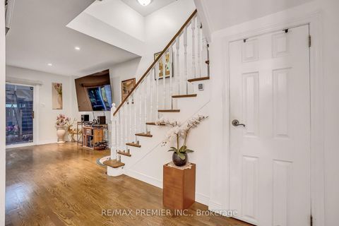 Photo 8 at 31 James Street, West Woodbridge, Vaughan