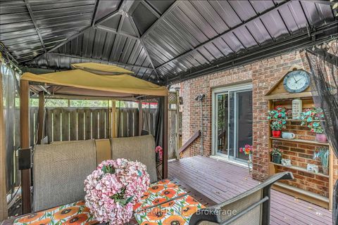 Photo 23 at 31 James Street, West Woodbridge, Vaughan