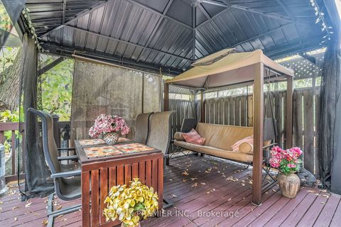 Photo 24 at 31 James Street, West Woodbridge, Vaughan