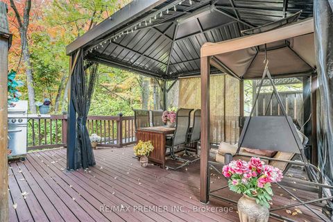 Photo 26 at 31 James Street, West Woodbridge, Vaughan