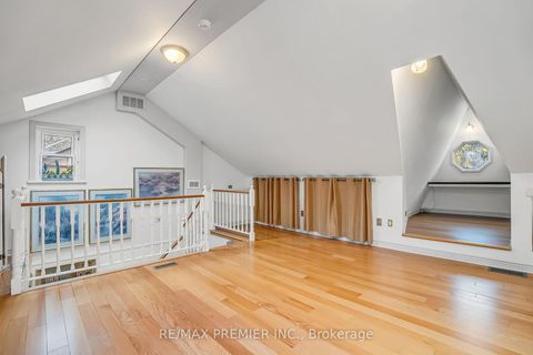 Photo 28 at 31 James Street, West Woodbridge, Vaughan