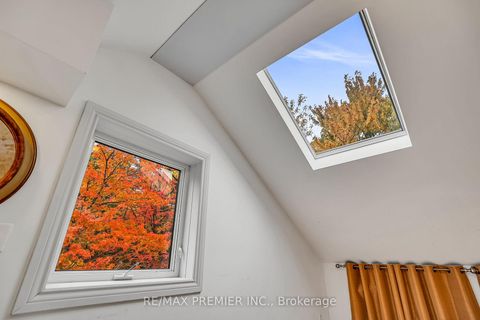 Photo 29 at 31 James Street, West Woodbridge, Vaughan