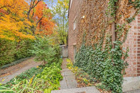 Photo 38 at 31 James Street, West Woodbridge, Vaughan