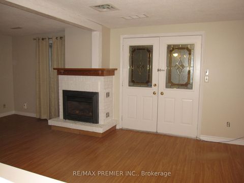 Photo 43 at 31 James Street, West Woodbridge, Vaughan