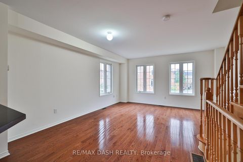 Photo 14 at 57 Ted Wray Circle, CFB, Toronto