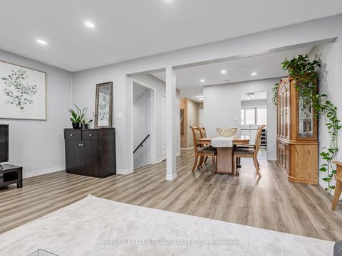 Photo 10 at 1 - 394 Driftwood Avenue, Black Creek, Toronto Photo 10 at 1 - 394 Driftwood Avenue, Black Creek, Toronto