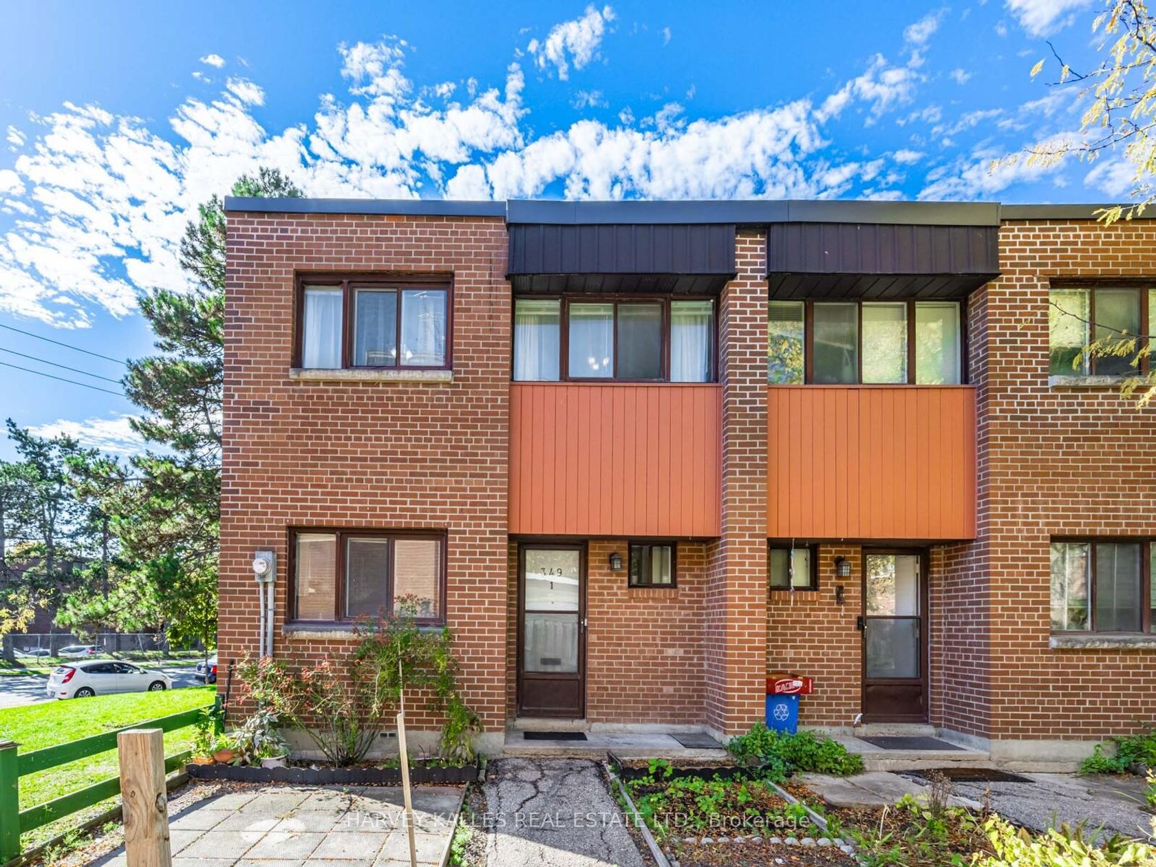 1 - 394 Driftwood Avenue, Black Creek, Toronto 