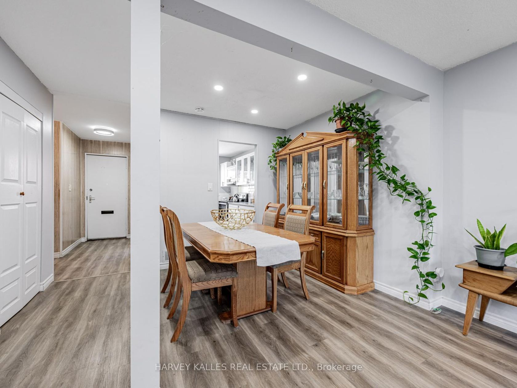 Photo 13 at 1 - 394 Driftwood Avenue, Black Creek, Toronto Photo 13 at 1 - 394 Driftwood Avenue, Black Creek, Toronto