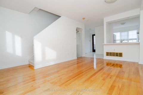Photo 15 at 58A Poulett Street, Moss Park, Toronto