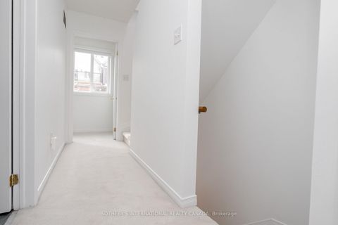 Photo 16 at 58A Poulett Street, Moss Park, Toronto