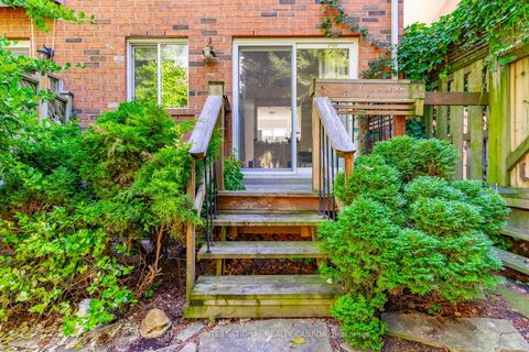 Photo 37 at 58A Poulett Street, Moss Park, Toronto