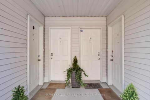 Photo 2 at 3404 - 12 Sudbury Street, Niagara, Toronto