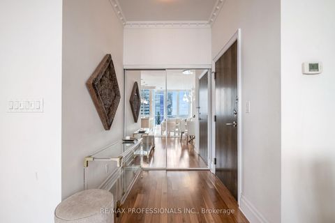 Photo 2 at 5304 - 16 Harbour Street, Waterfront Communities C1, Toronto