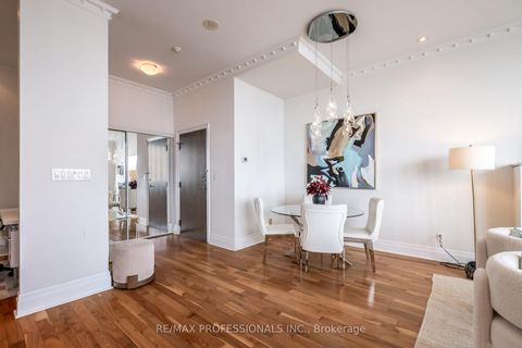 Photo 5 at 5304 - 16 Harbour Street, Waterfront Communities C1, Toronto