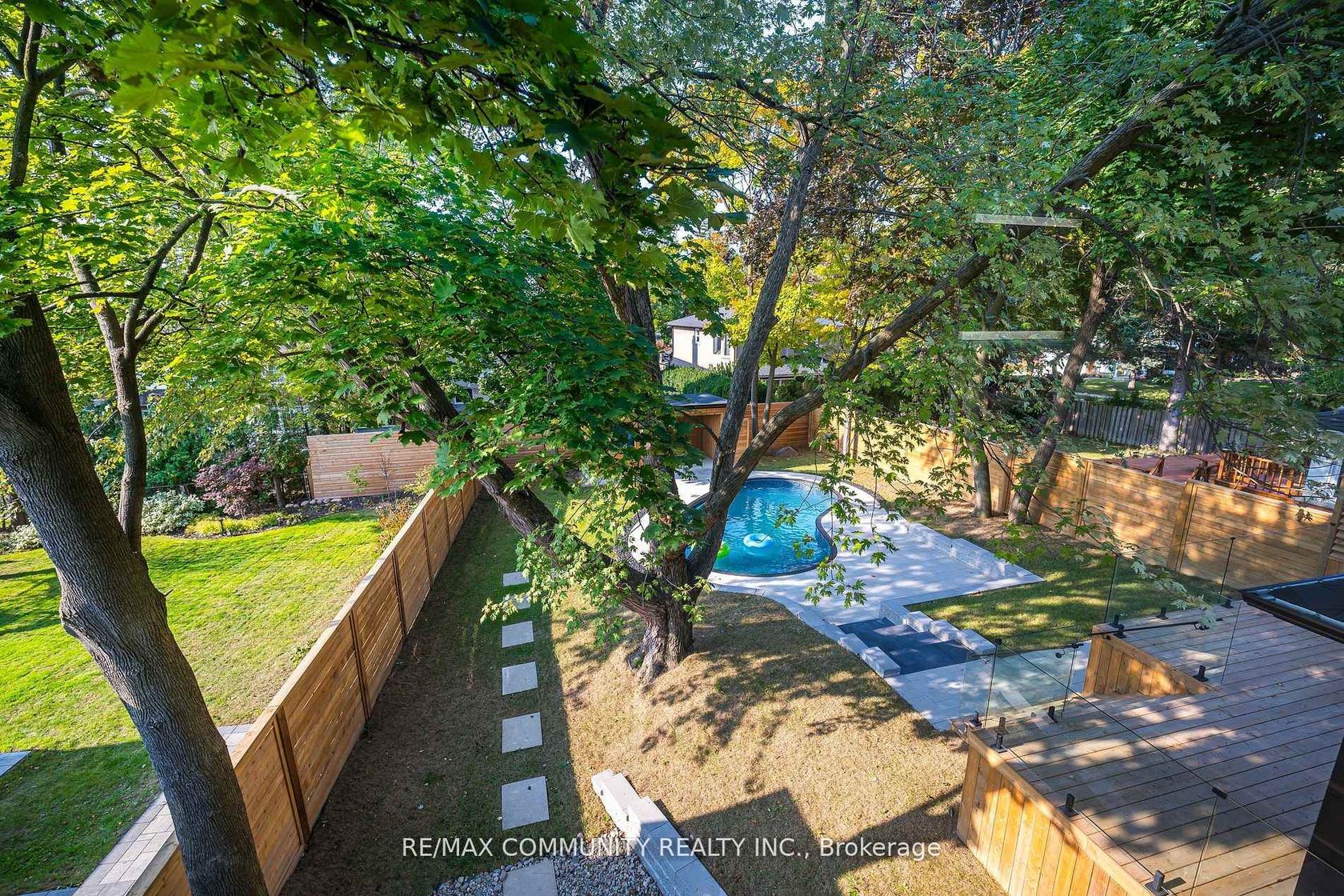 Photo 31 at 30 Kellythorne Drive, Donalda, Toronto Photo 31 at 30 Kellythorne Drive, Donalda, Toronto