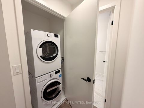 Photo 4 at 306 - 123 Portland Street, Waterfront Communities C1, Toronto