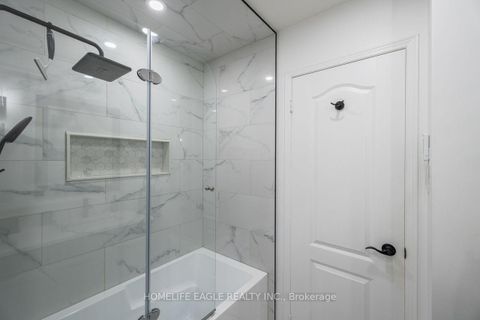Photo 15 at 114 Surgeoner Crescent, Summerhill Estates, Newmarket