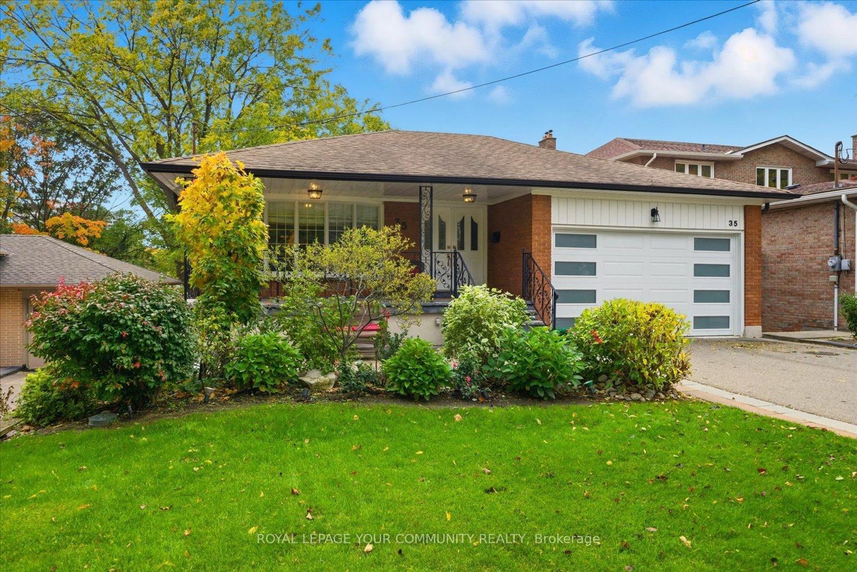 Photo 2 at 35 Sunvale Drive, Richview, Toronto Photo 2 at 35 Sunvale Drive, Richview, Toronto