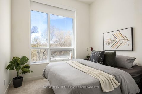 Photo 10 at 104 - 10 Wilby Crescent, Weston, Toronto