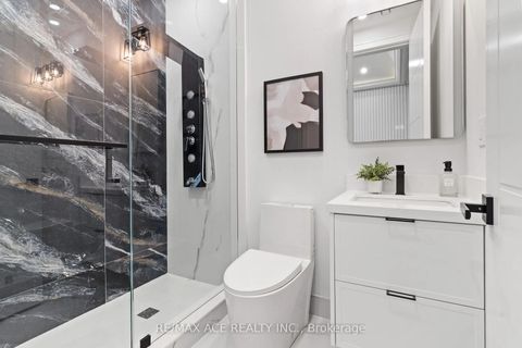 Photo 32 at 251 Kennedy Road, Cliffside, Toronto