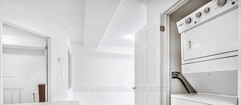 Photo 5 at 9 - 1 Eaton Park Lane, L'Amoreaux, Toronto