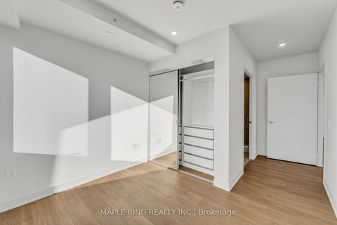 Photo 3 at 1711 - 2920 Highway 7 Road, Concord, Vaughan