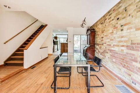 Photo 3 at 248 Cottingham Street, Casa Loma, Toronto Photo 3 at 248 Cottingham Street, Casa Loma, Toronto