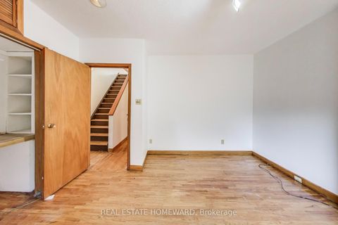 Photo 9 at 248 Cottingham Street, Casa Loma, Toronto Photo 9 at 248 Cottingham Street, Casa Loma, Toronto