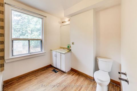 Photo 15 at 248 Cottingham Street, Casa Loma, Toronto
