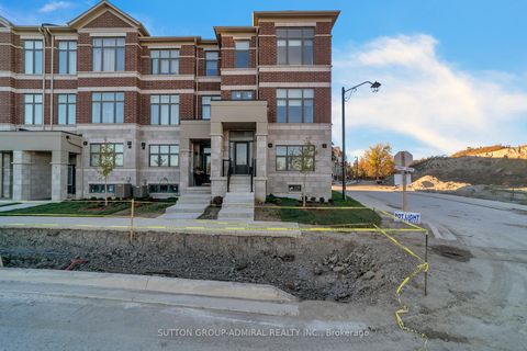 Photo 1 at 60 Lunay Drive, Rural Richmond Hill, Richmond Hill