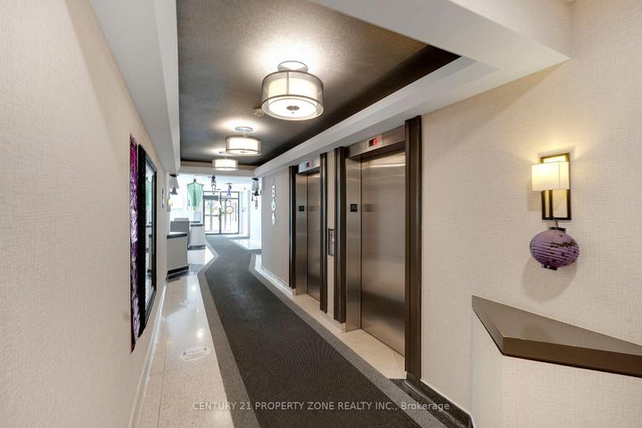 Photo 3 at 407 - 10 Laurelcrest Street, Queen Street Corridor, Brampton