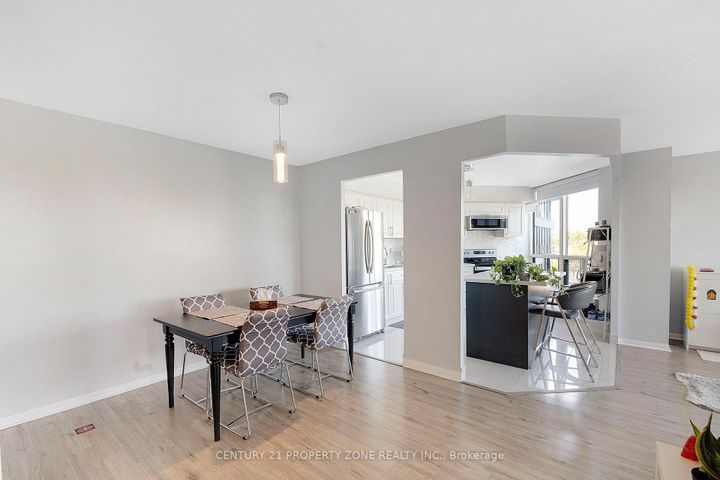 Photo 9 at 407 - 10 Laurelcrest Street, Queen Street Corridor, Brampton