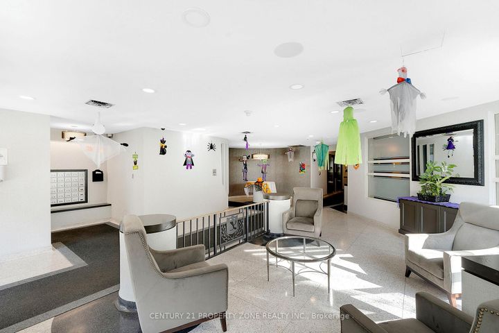 Photo 24 at 407 - 10 Laurelcrest Street, Queen Street Corridor, Brampton