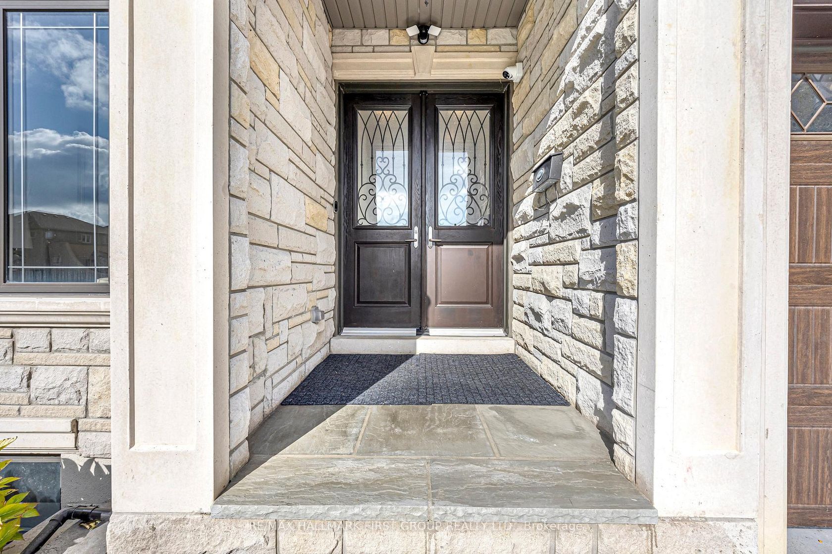 Photo 2 at 33 Starfire Drive, Highland Creek, Toronto Photo 2 at 33 Starfire Drive, Highland Creek, Toronto