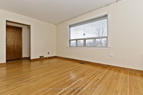 Photo 5 at 11 Helsby Crescent, Alderwood, Toronto