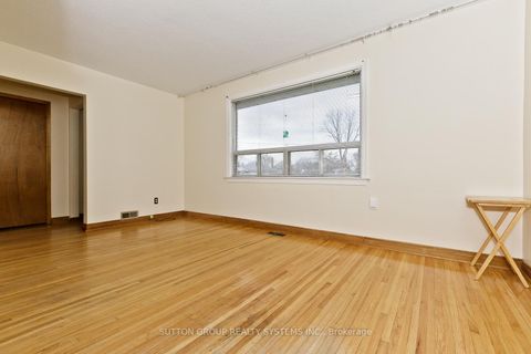 Photo 11 at 11 Helsby Crescent, Alderwood, Toronto